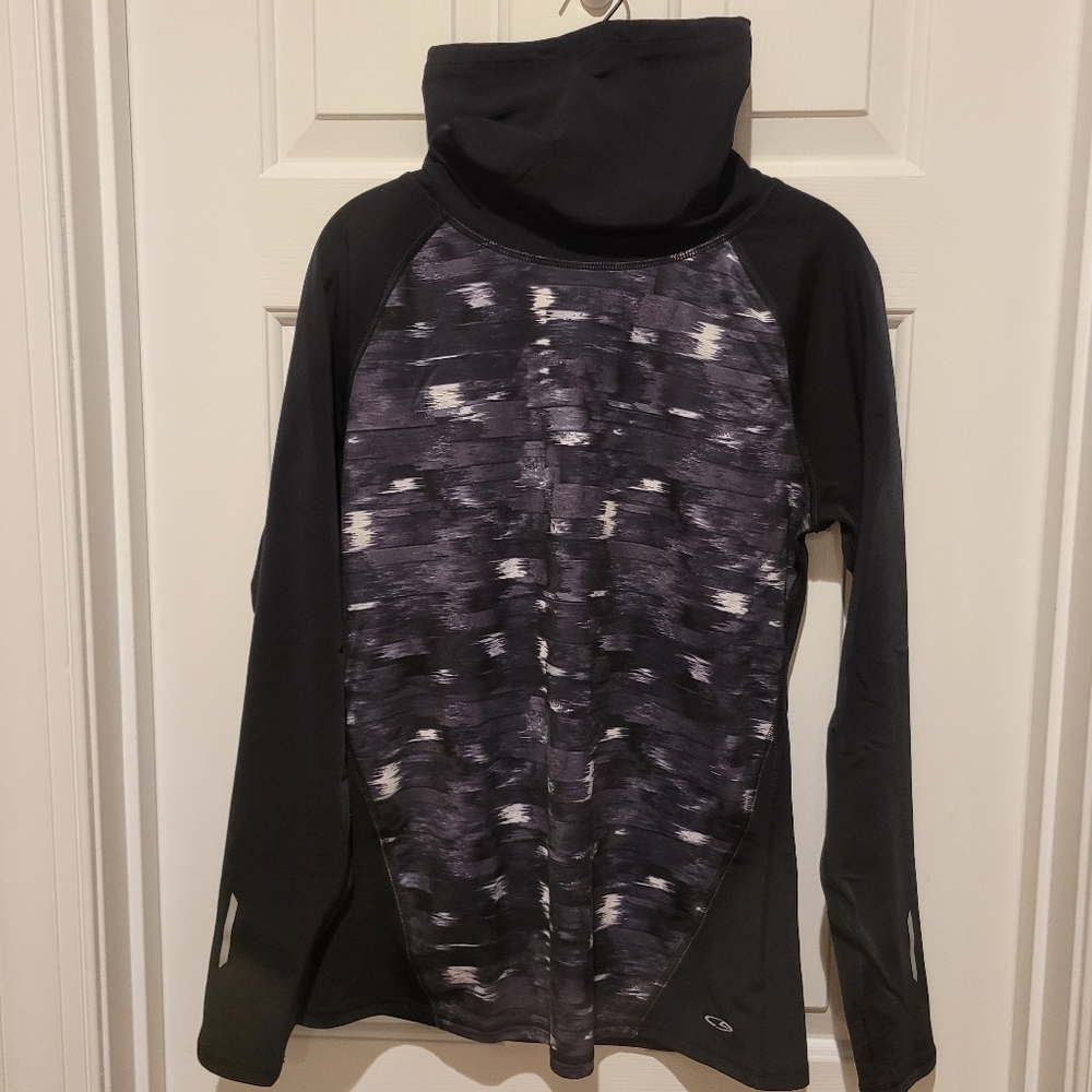 Champion Winter Wear Athletic Top - Picture 1 of 5